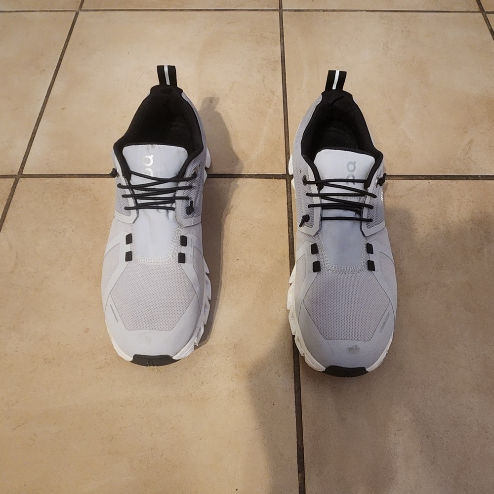On Cloud 5 Waterproof Running shoes